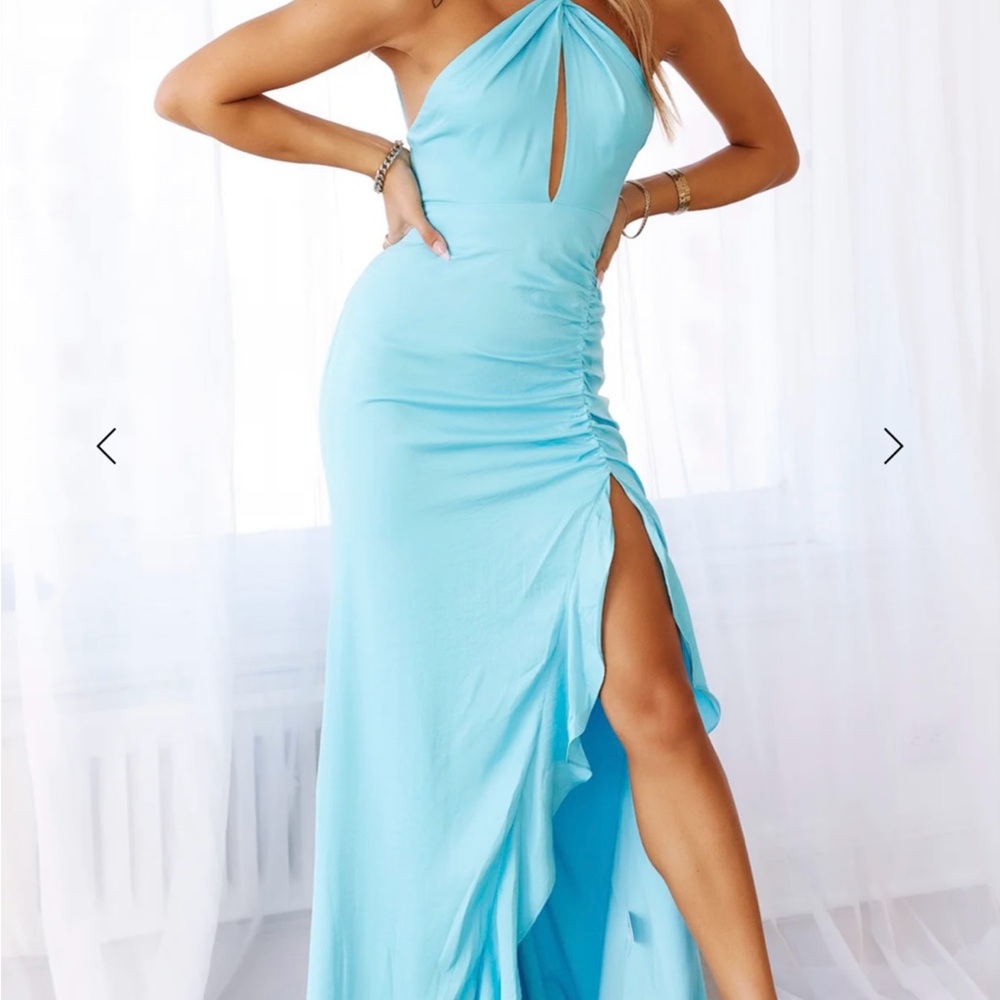 Hello Molly - Dear Emilia- after the sun sets Elegant Blue Halter Maxi Dress M - Picture 2 of 5
